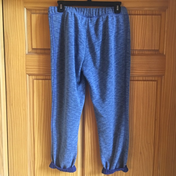 Under Armour Jogger Capris - Picture 2 of 5